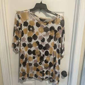 Relaxed Dot Print Women’s Top in Mustard and Black
Ali Miles
